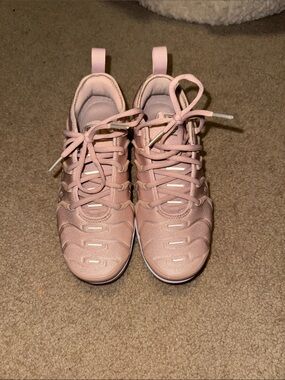 Nike Women’s Air Vapormax Plus Sneakers